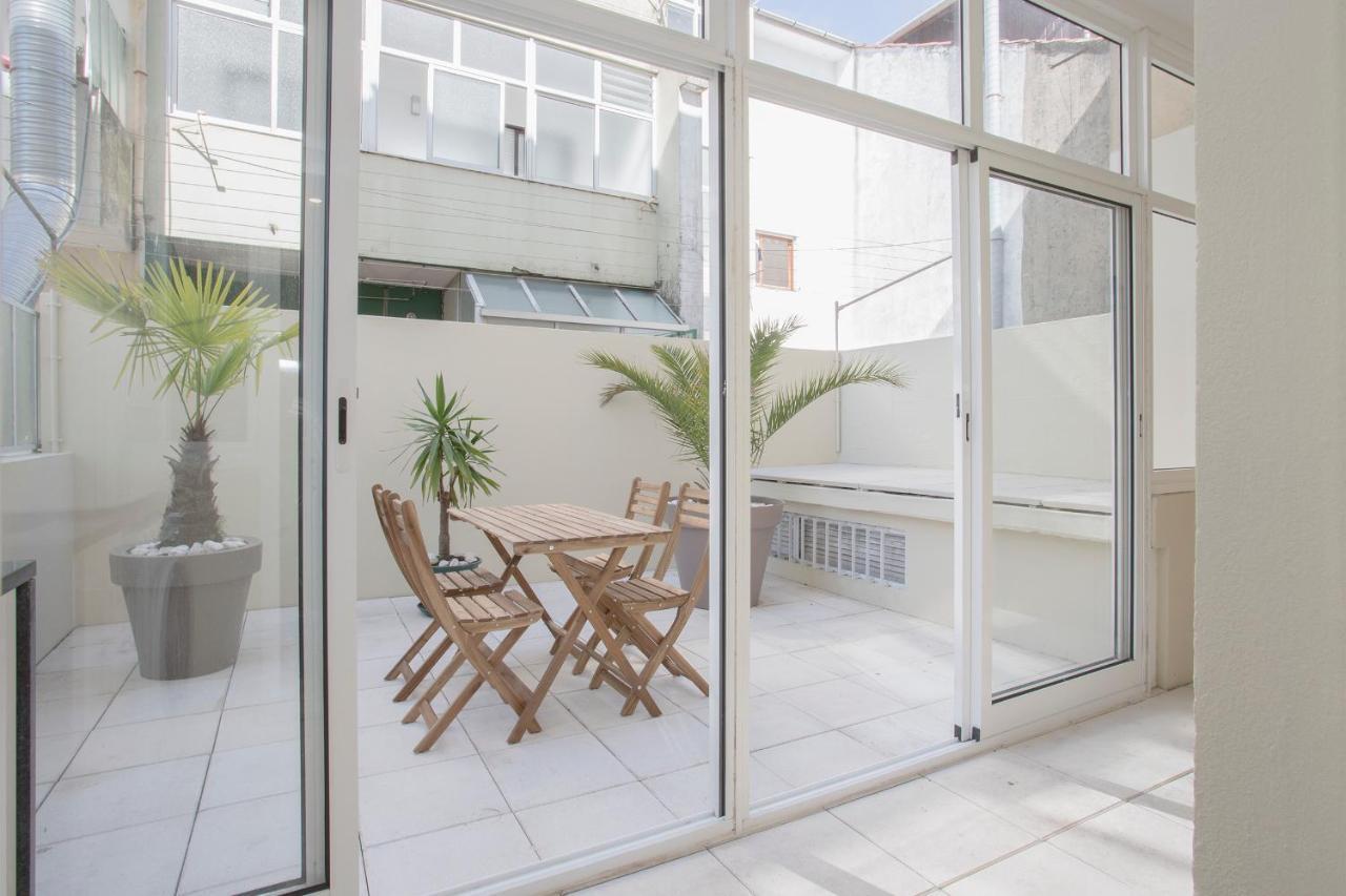 Liiiving In - Terrace Downtown Apartment Porto