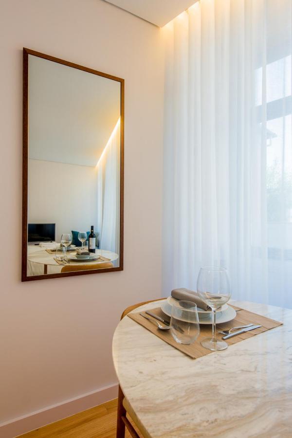 Domum Apartment *