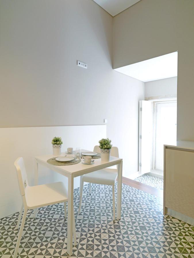 Flh Bright Flat * Porto