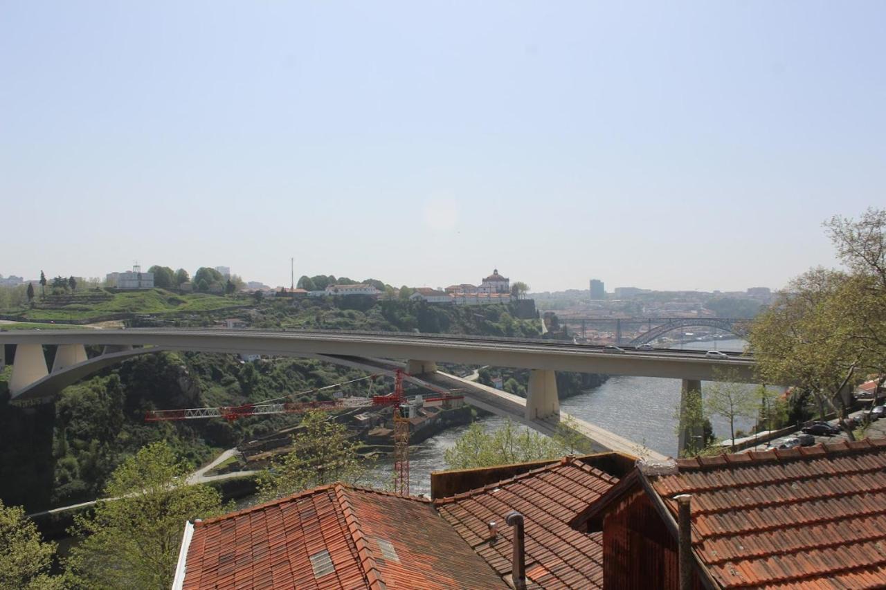 Funtainhas Top Level Porto