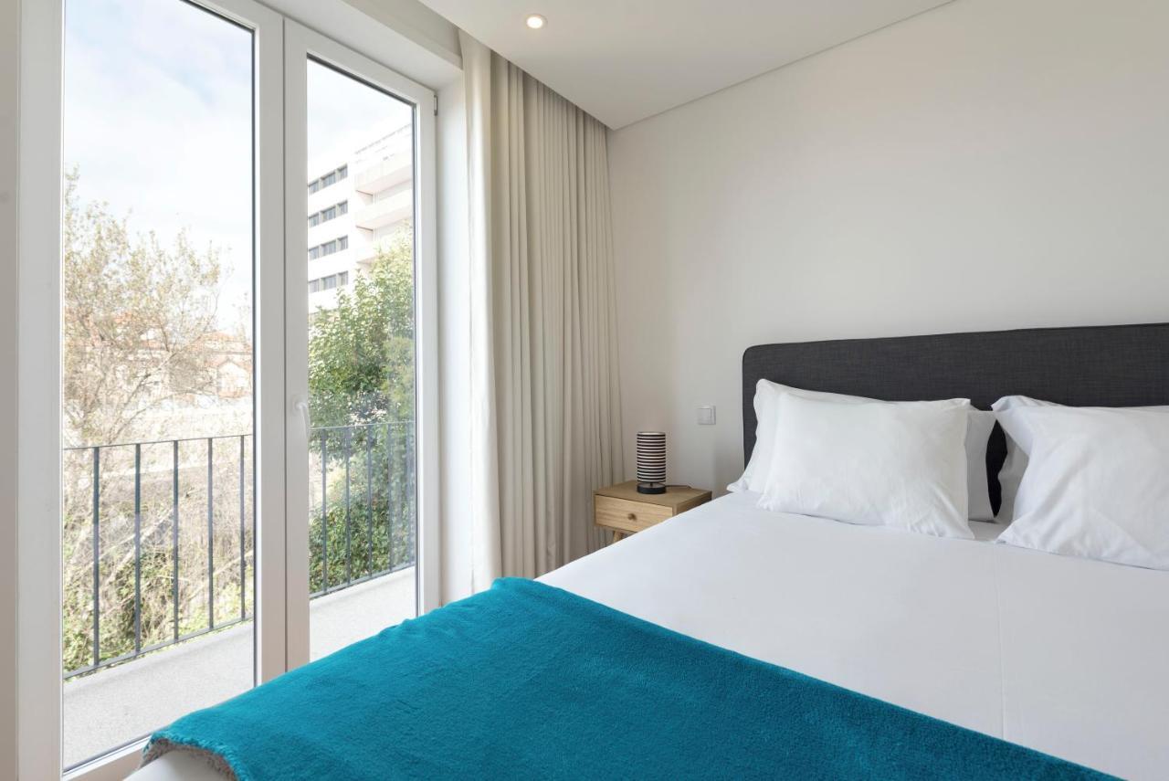 Lovelystay - Flat W/ Ac & Balcony * Porto
