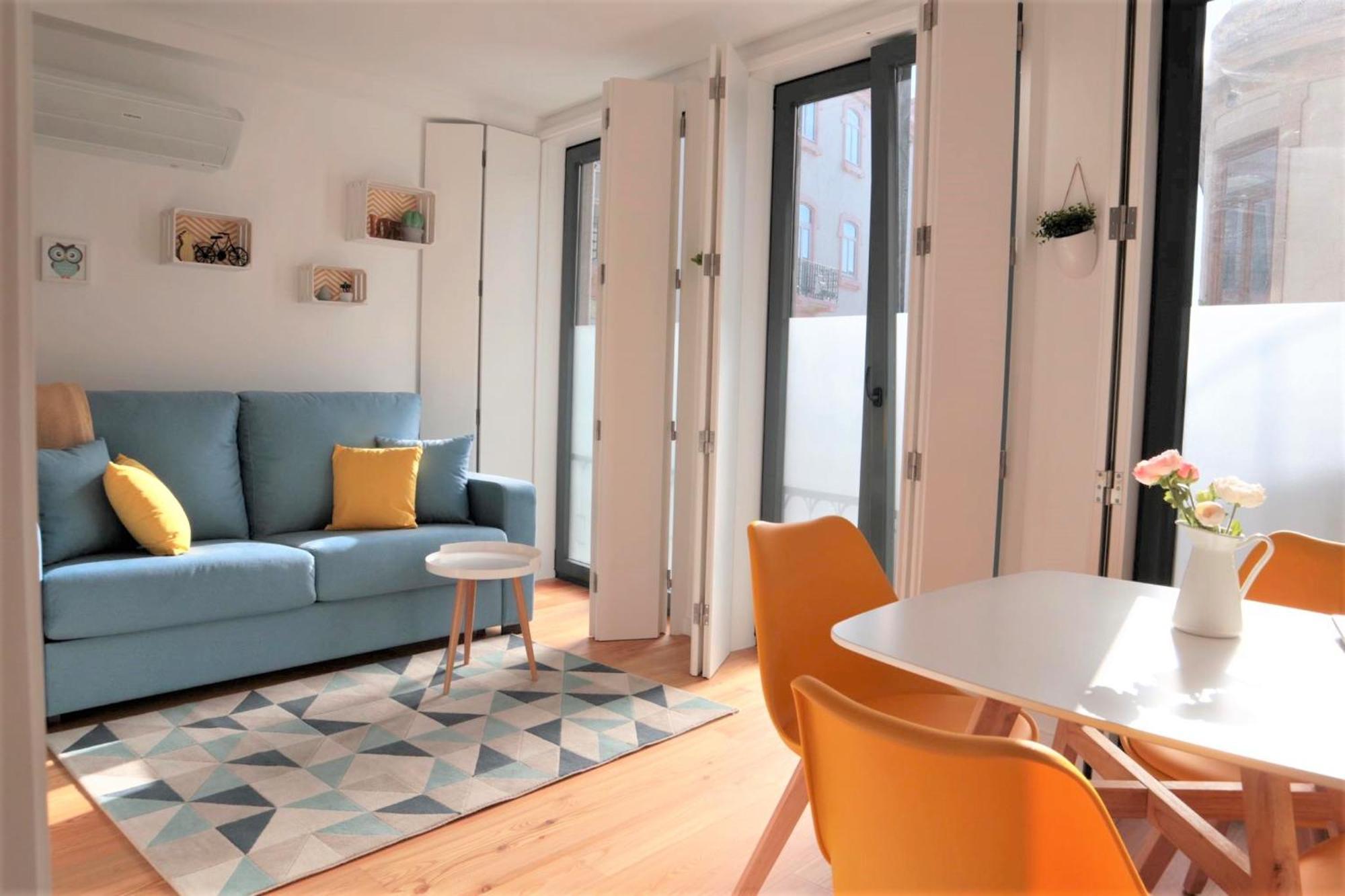 Apartment New! Colorful And