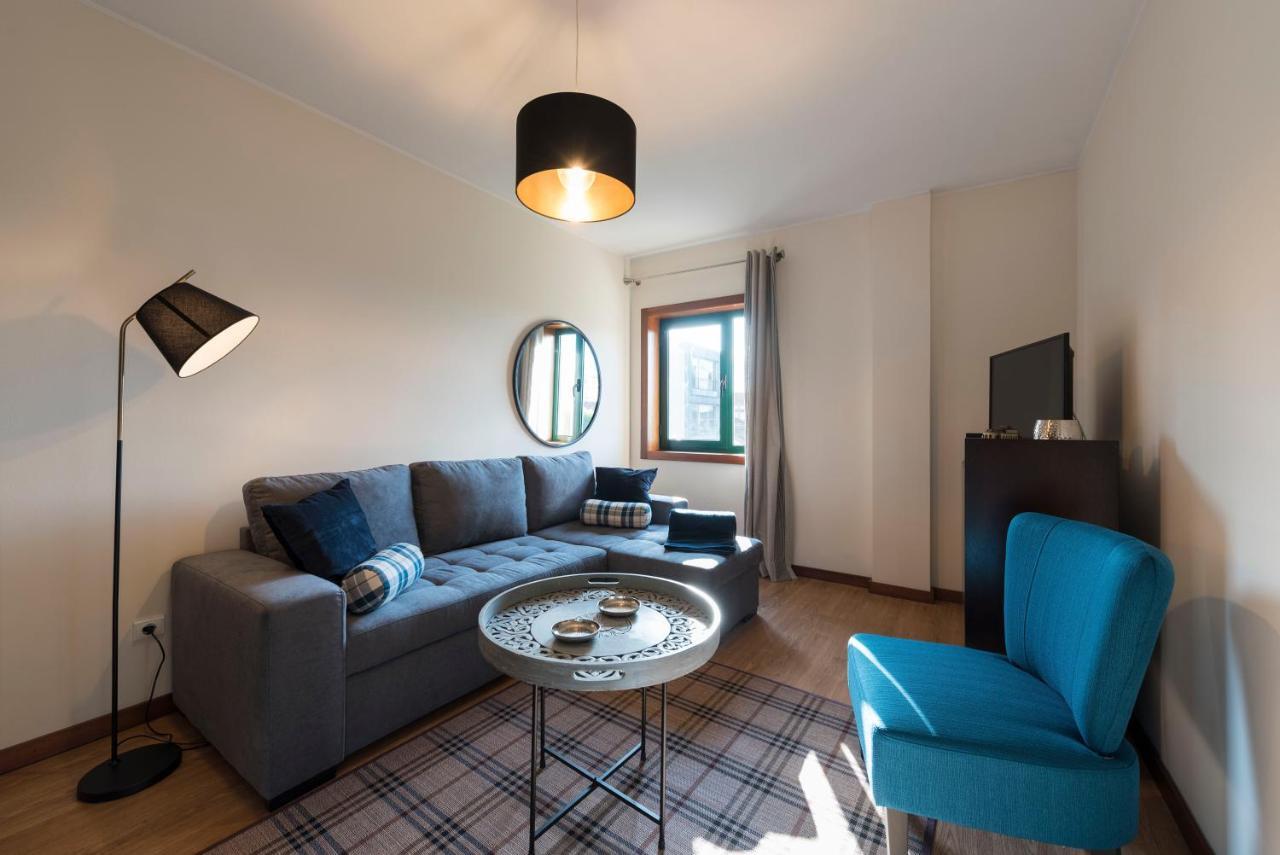 Lovelystay - Homey Feeling Flat W/ Free Parking Apartment *