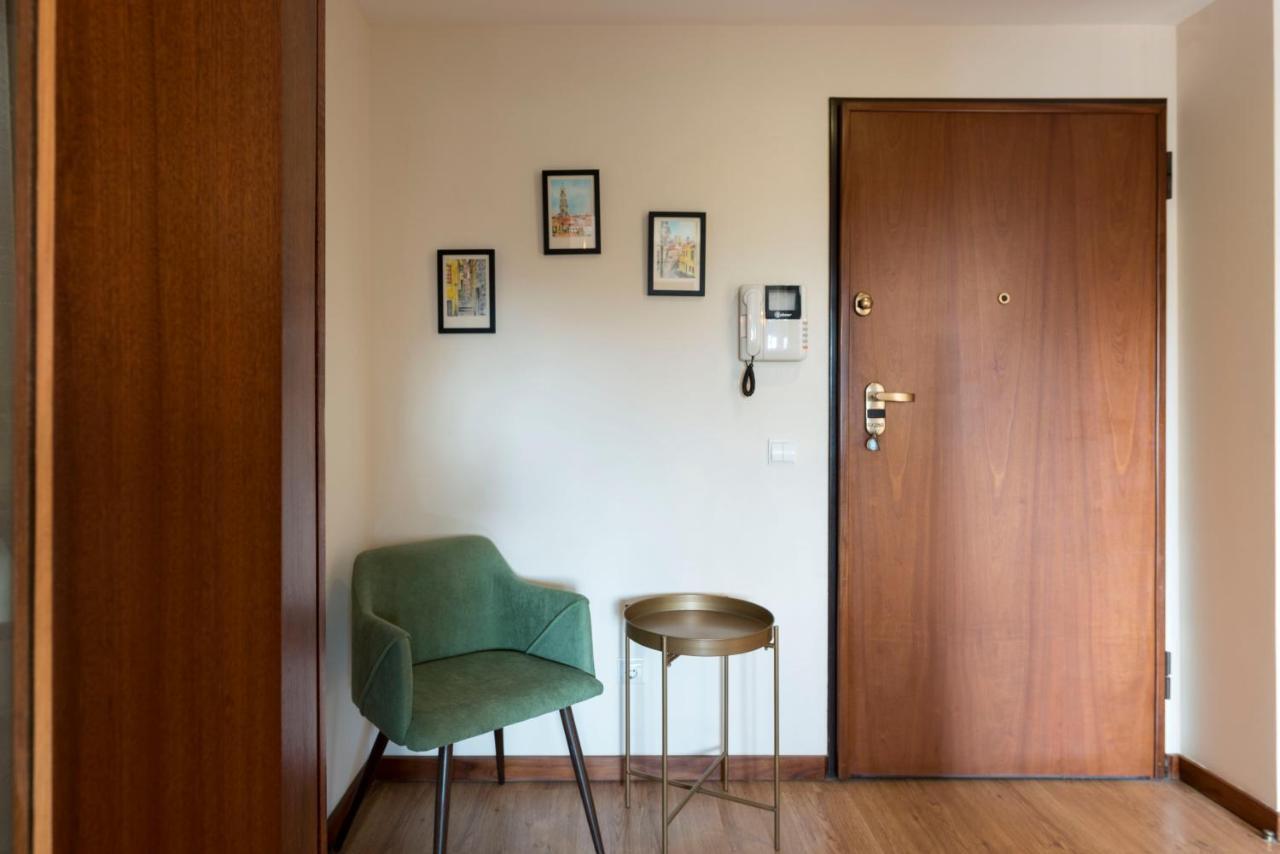 Lovelystay - Homey Feeling Flat W/ Free Parking Porto