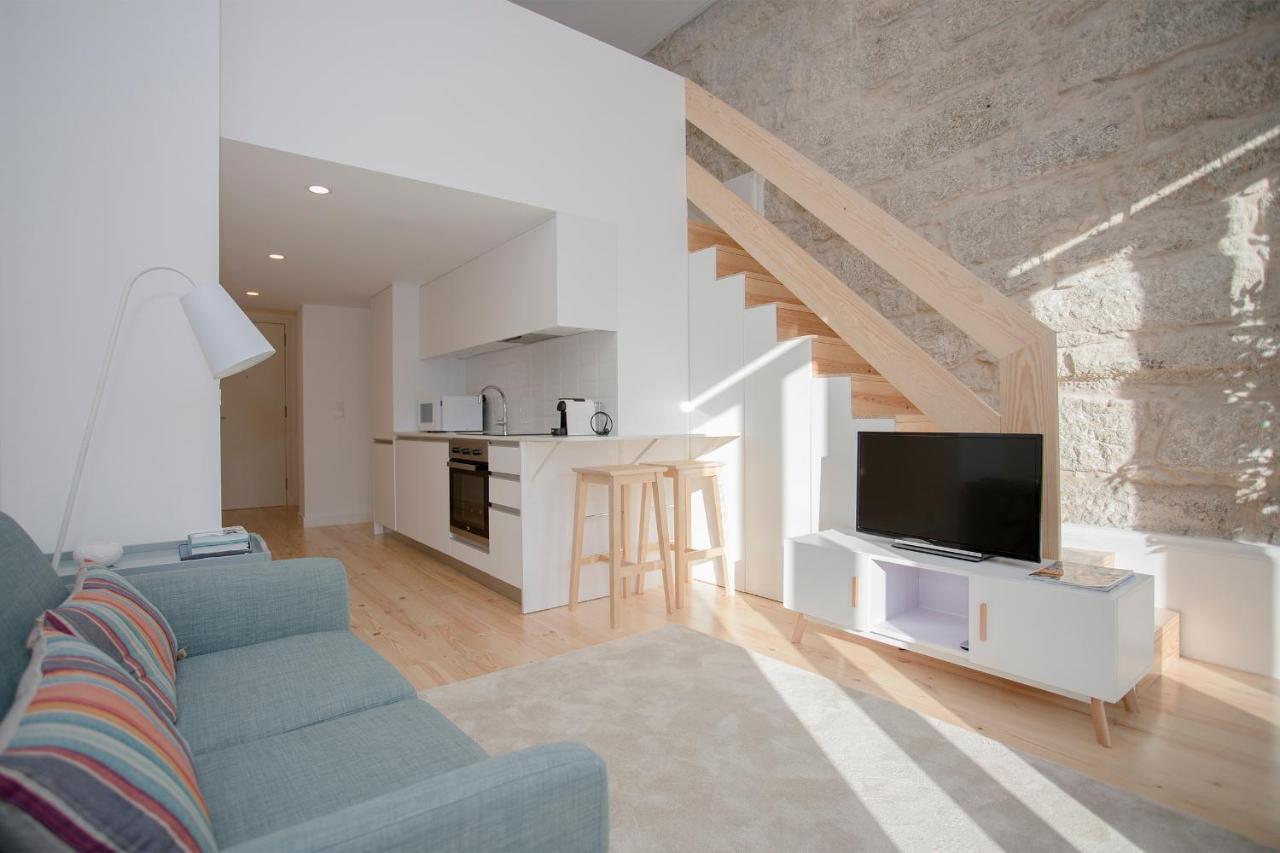 Liiiving In | Terrace & Sunny Appartement