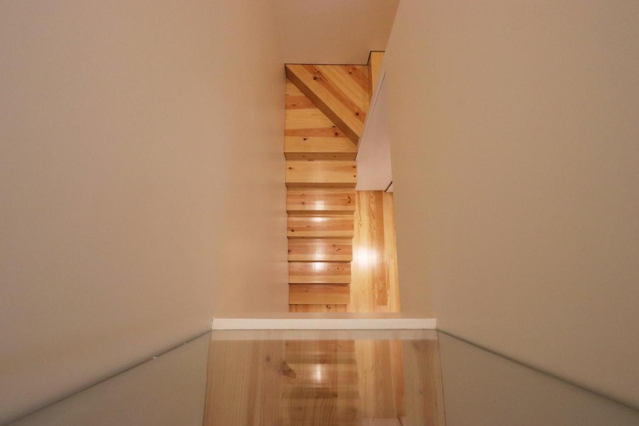 Hm - Charming Pinheiro Duplex Apartment Porto