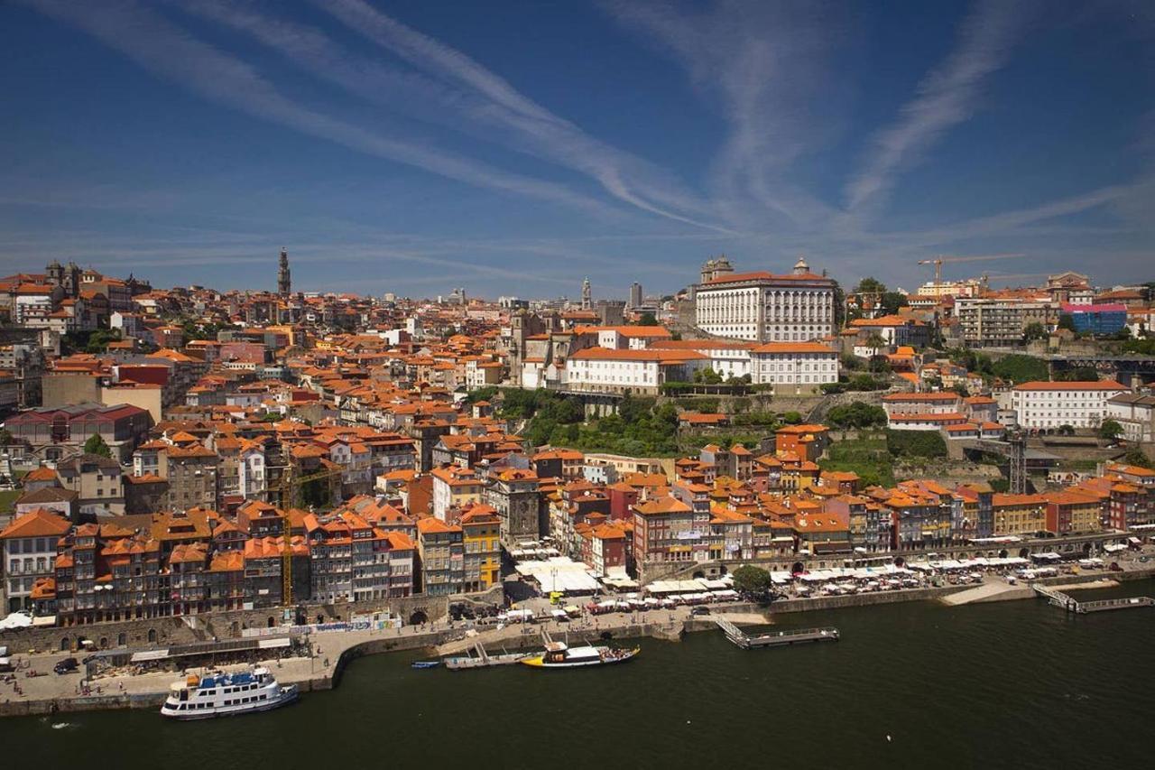 ! Free Parking Street ! Ground Floor With Washer! Porto