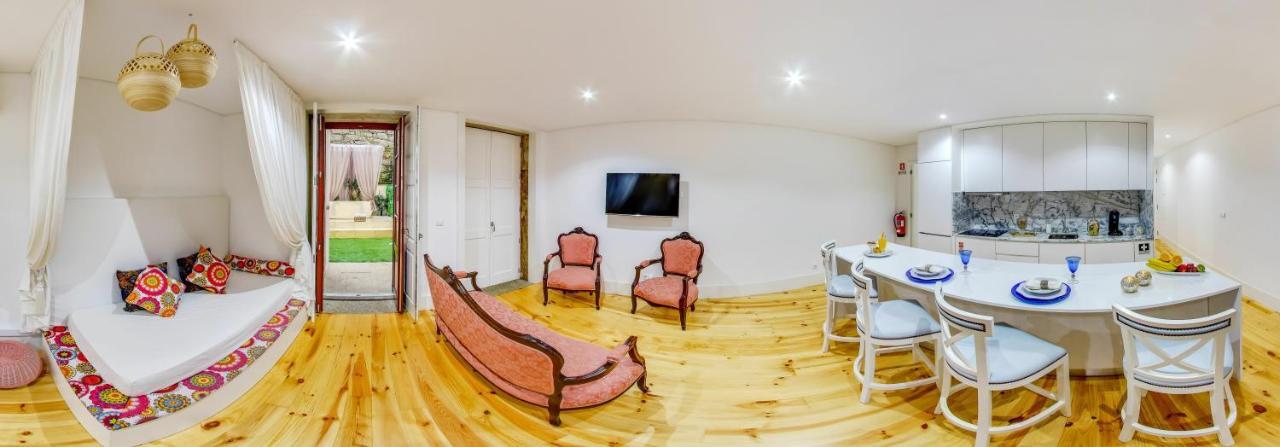 Vintage Apartment *