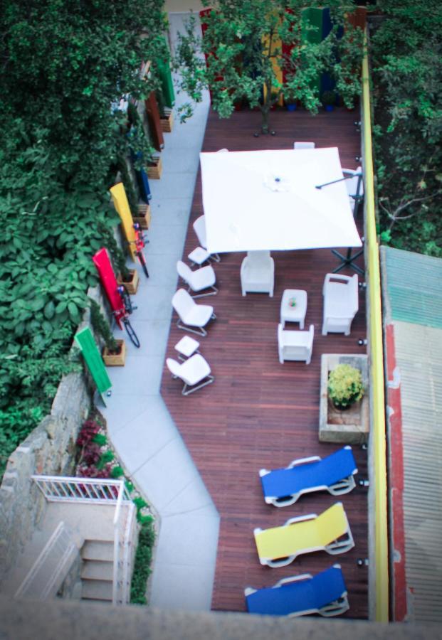 By Doors Hostel