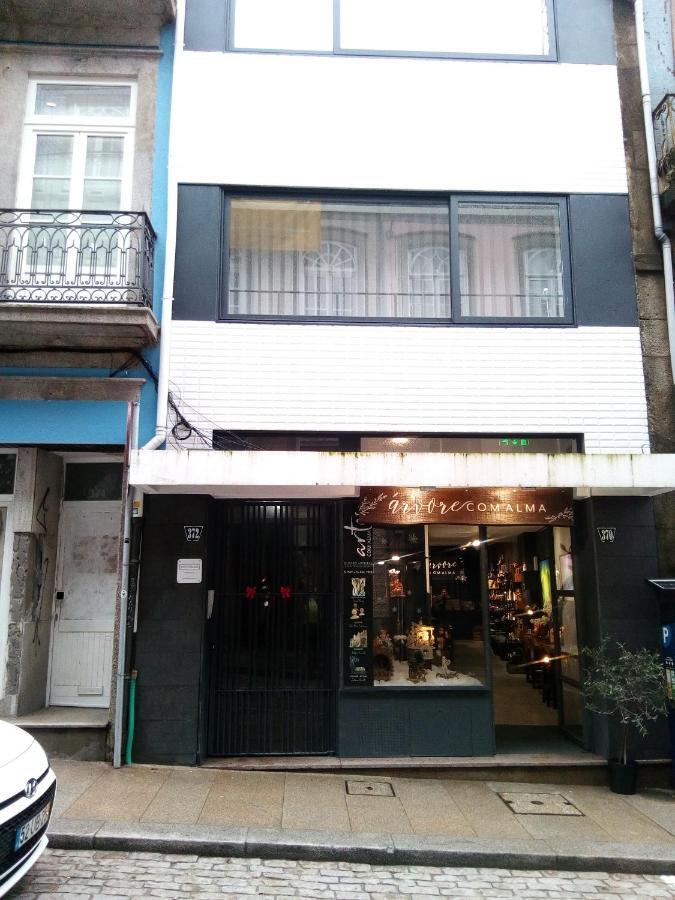 Apartment White Almada *