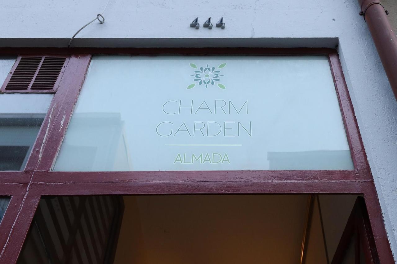 Almada Charm & Guest house