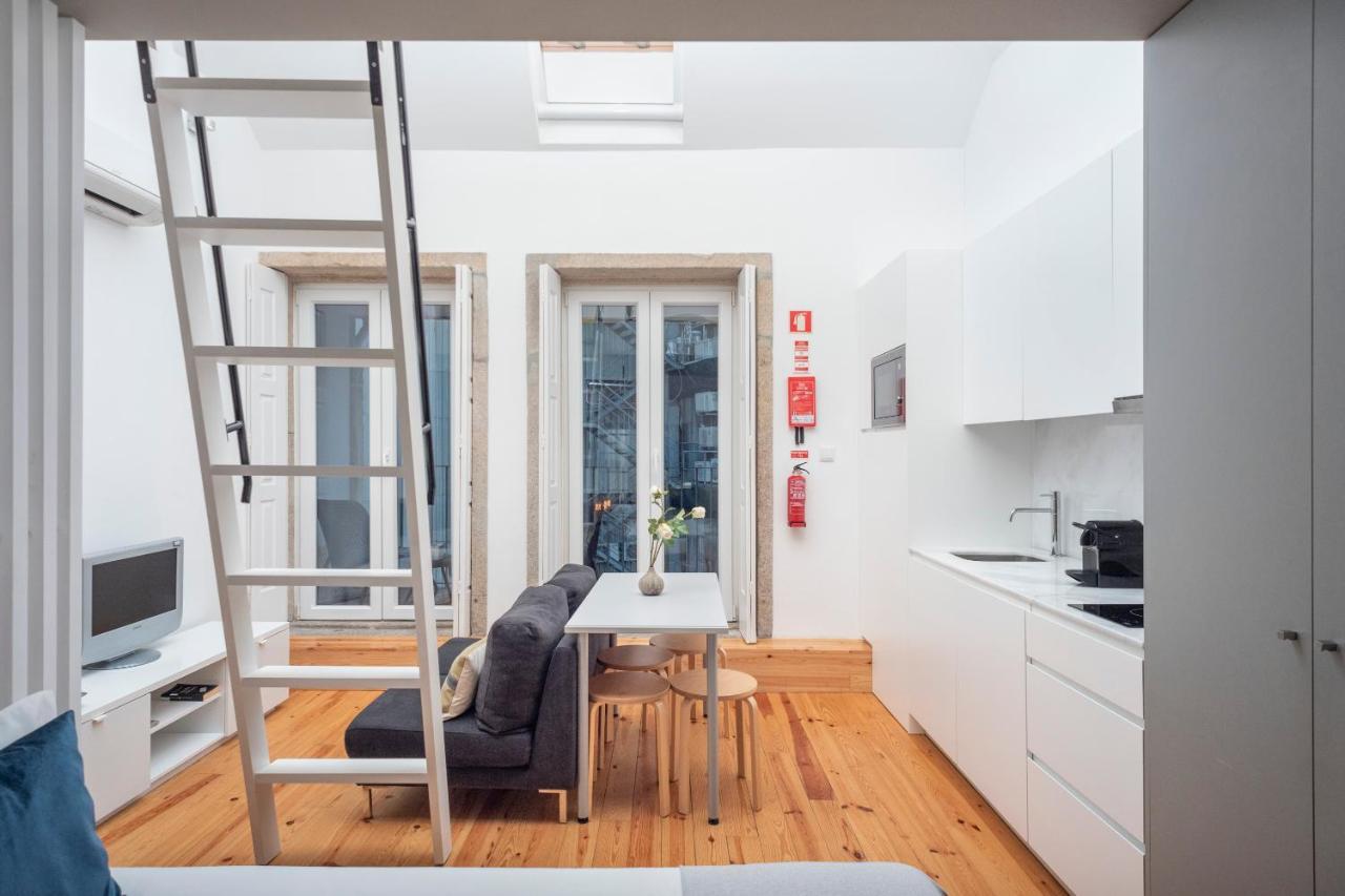 Apartment Attic Studio *