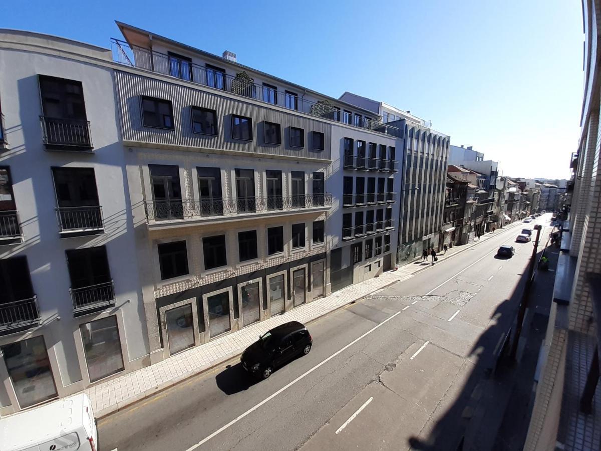 Downtown Main Str Apartment