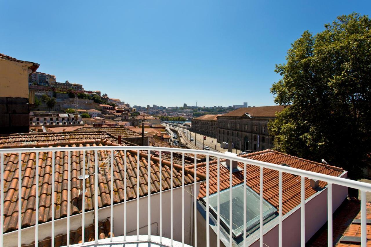 Apartment Aposentus - The Light House At Miragaia Porto