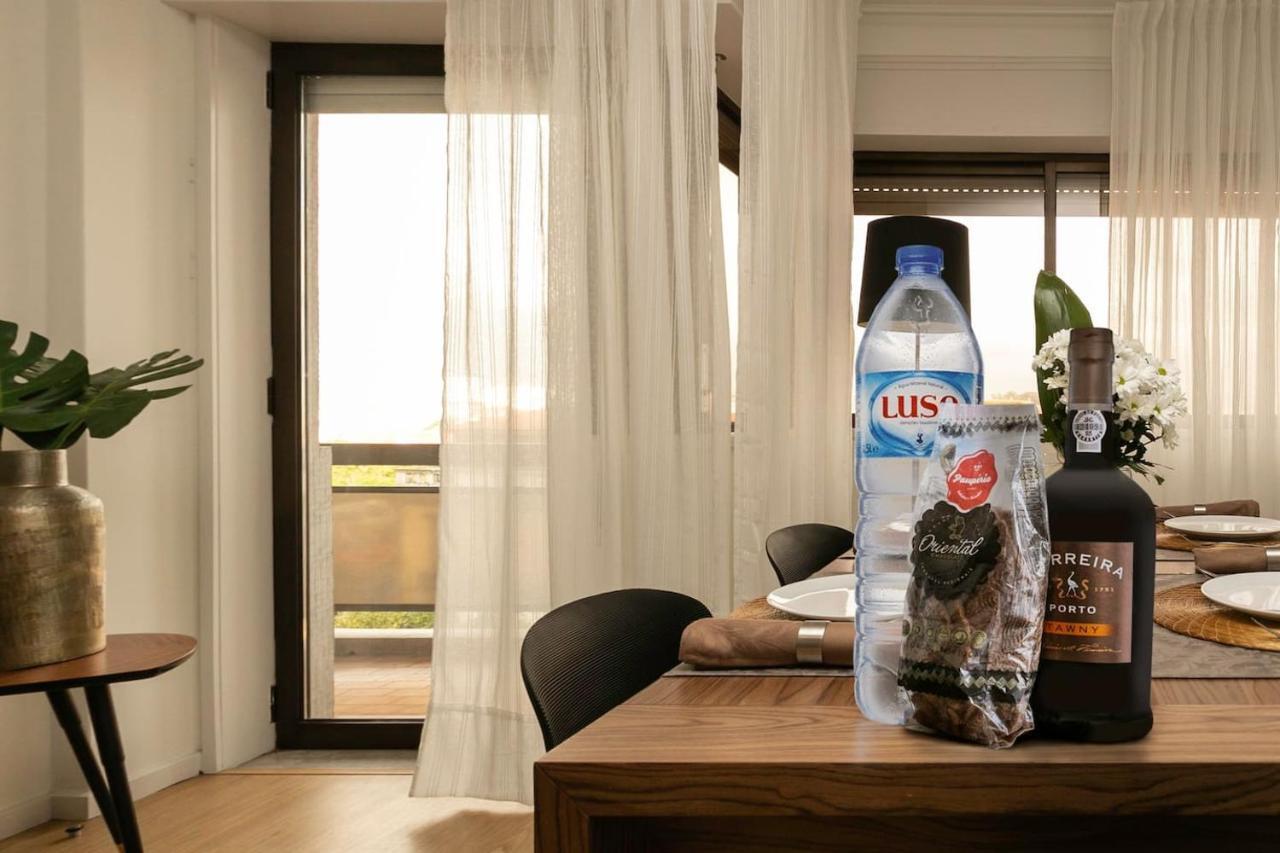 Apartamento Aposentus - Elegant Functionality Downtown Porto