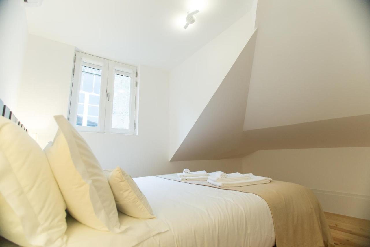 Apartment Loft Da Se By Hosts Porto