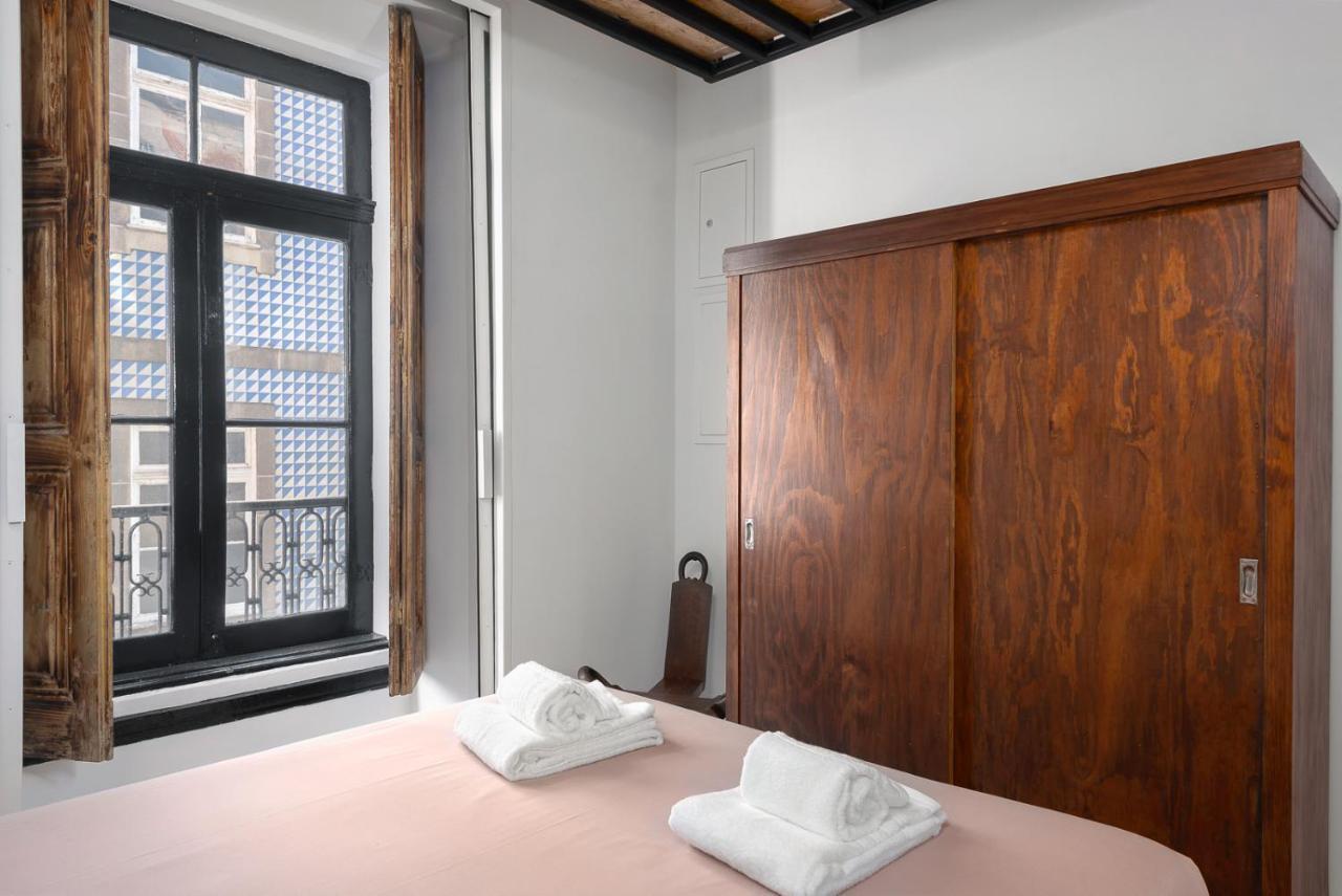 National Theatre Trendy Apartment
