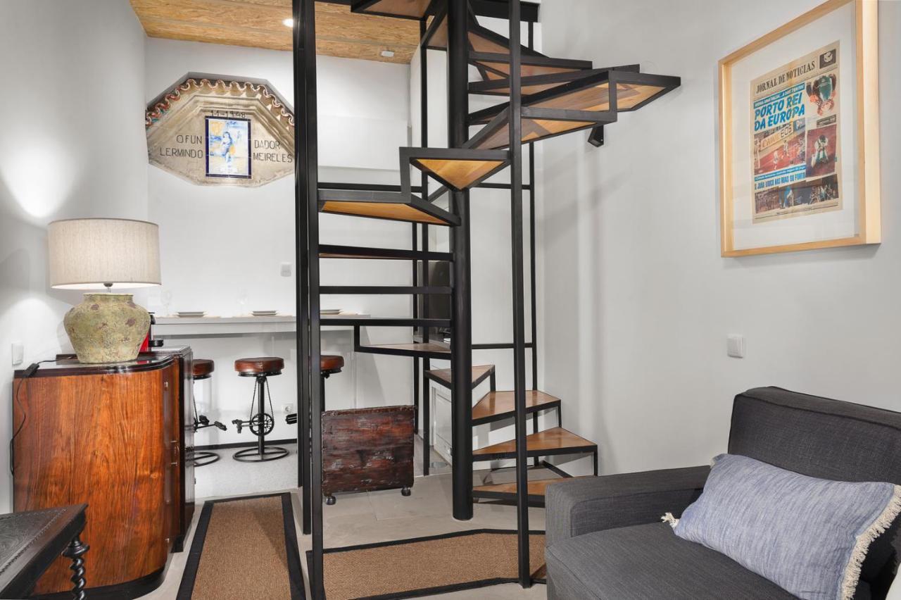 National Theatre Trendy Apartment *