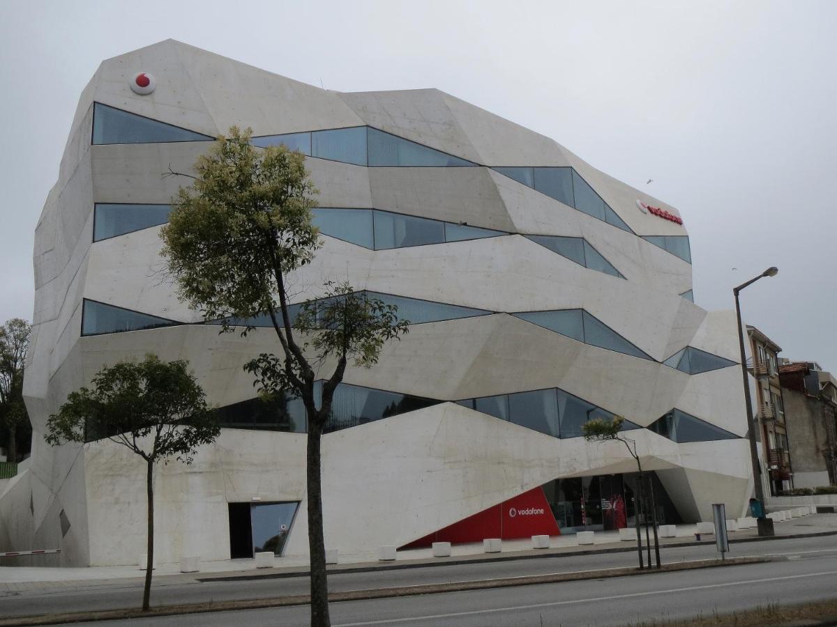 Apartment National Theatre Trendy