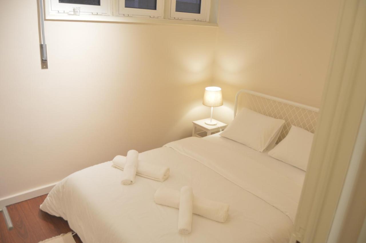 Surf House Hostel *