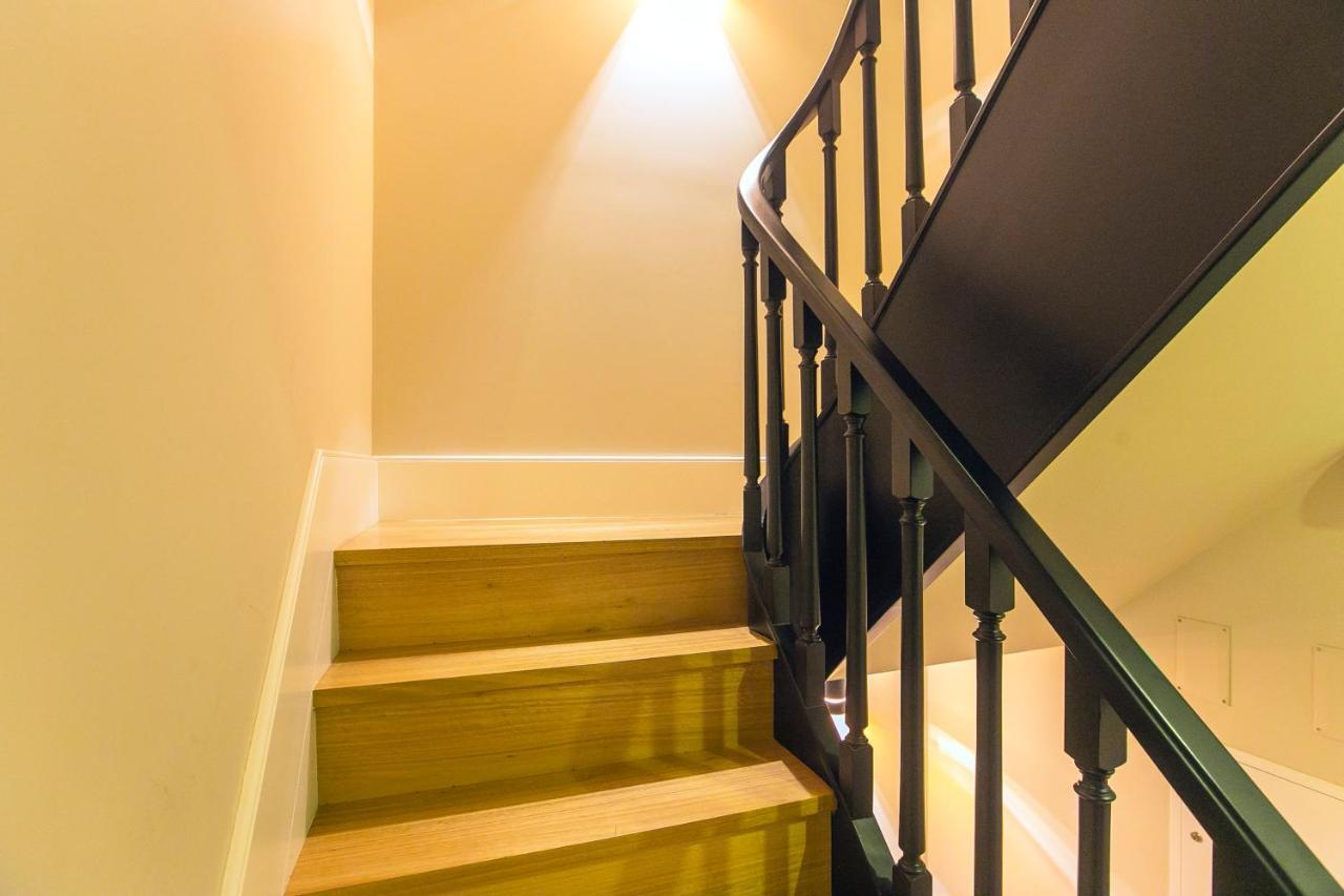 Charming In Historic Downtown Apartment