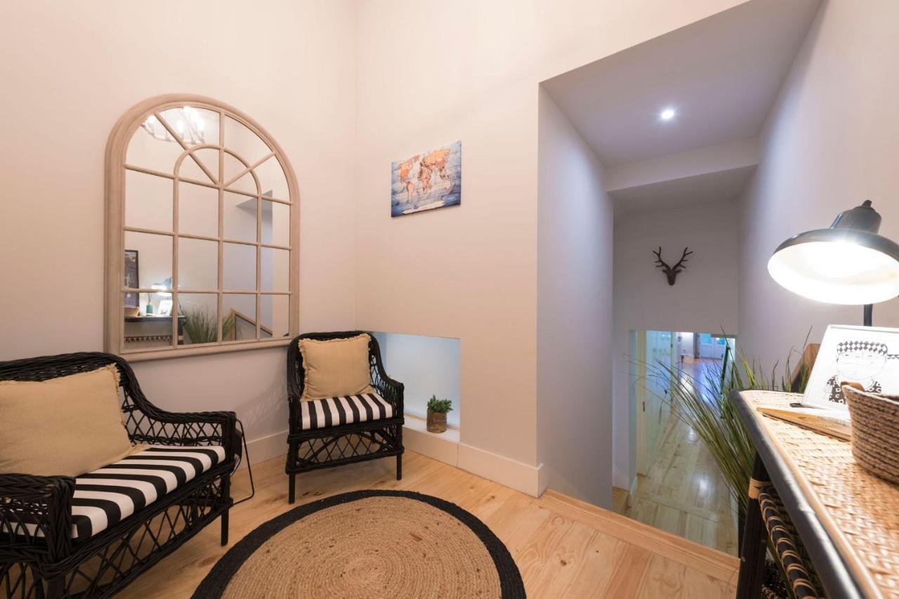Lovelystay - Peaceful Living W/ Backyard Apartment Porto