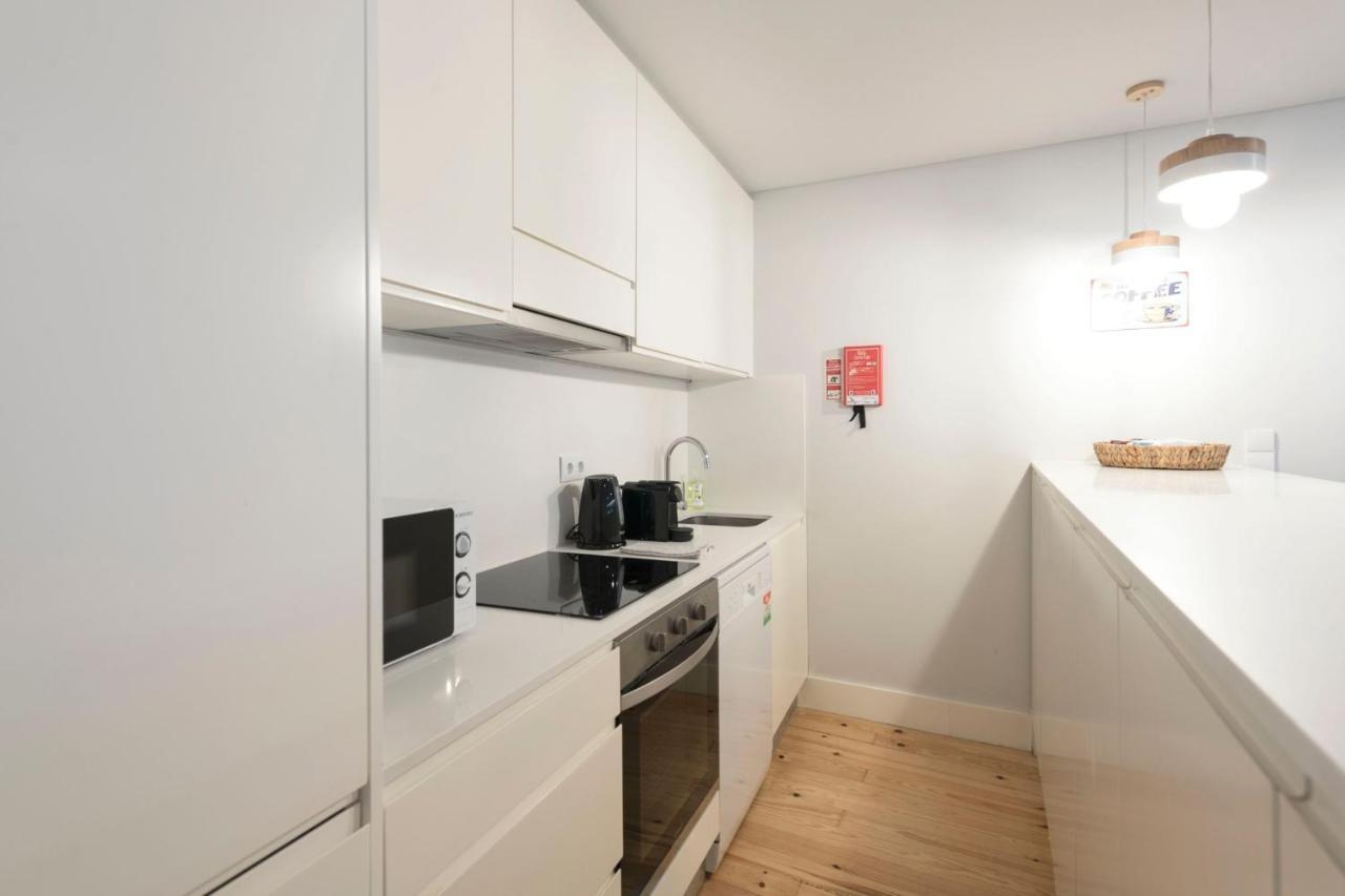 Lovelystay - Peaceful Living W/ Backyard