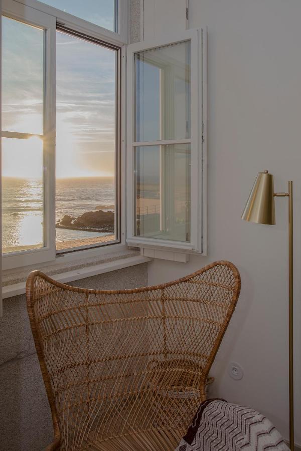 Liiiving In - Luxury Beachfront