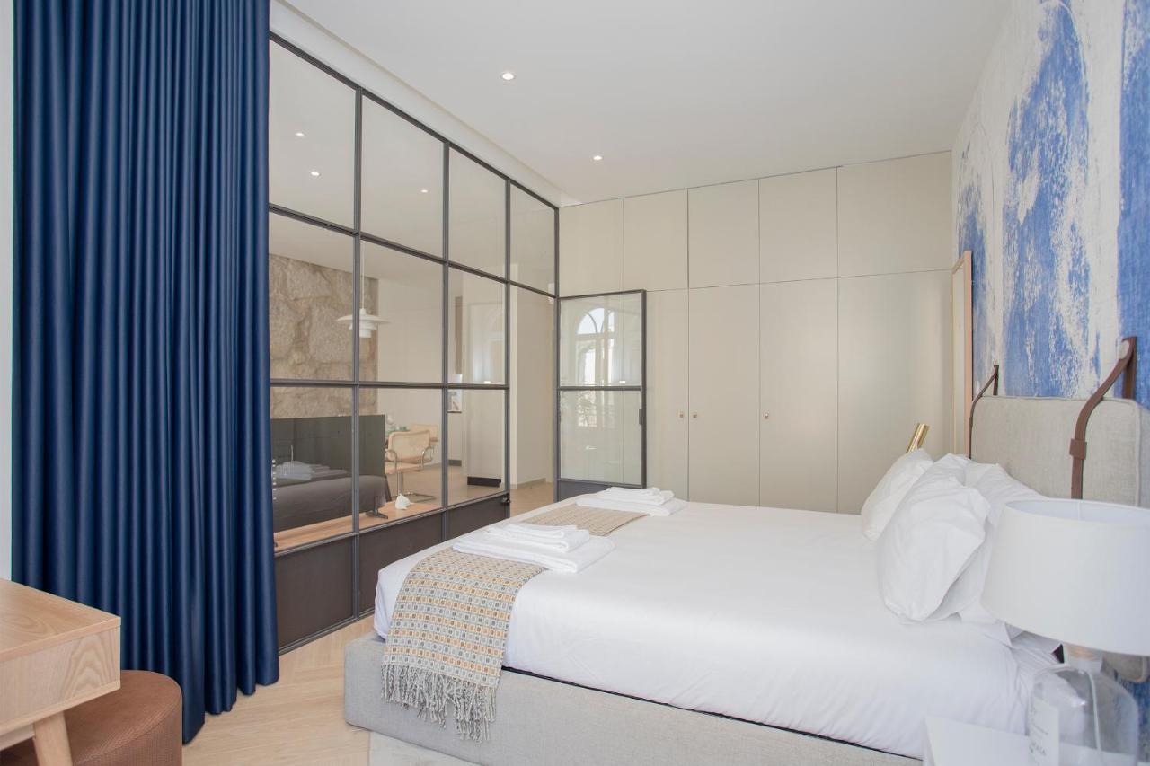 Liiiving In - Luxury Beachfront * Porto