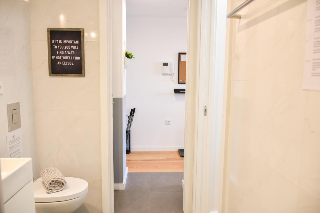 Comfortable&central W/balcony-9 Min Walk Trindade Appartement *