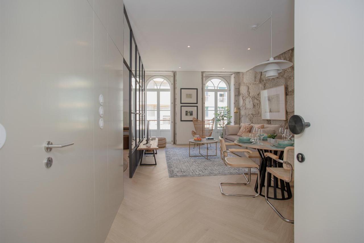 Apartment Liiiving In - Luxury Beachfront