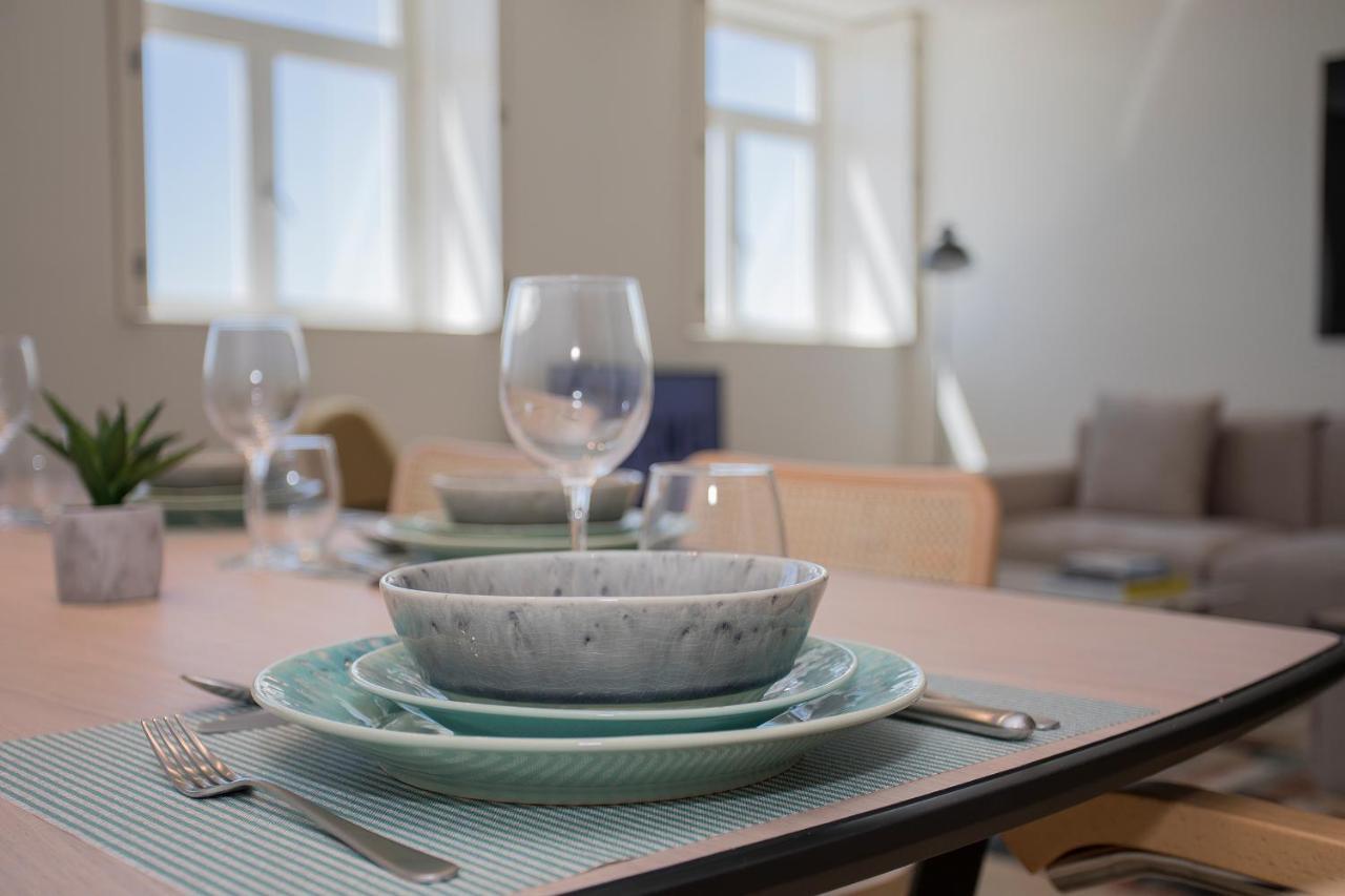 Apartment Liiiving In - Luxury Beachfront Porto