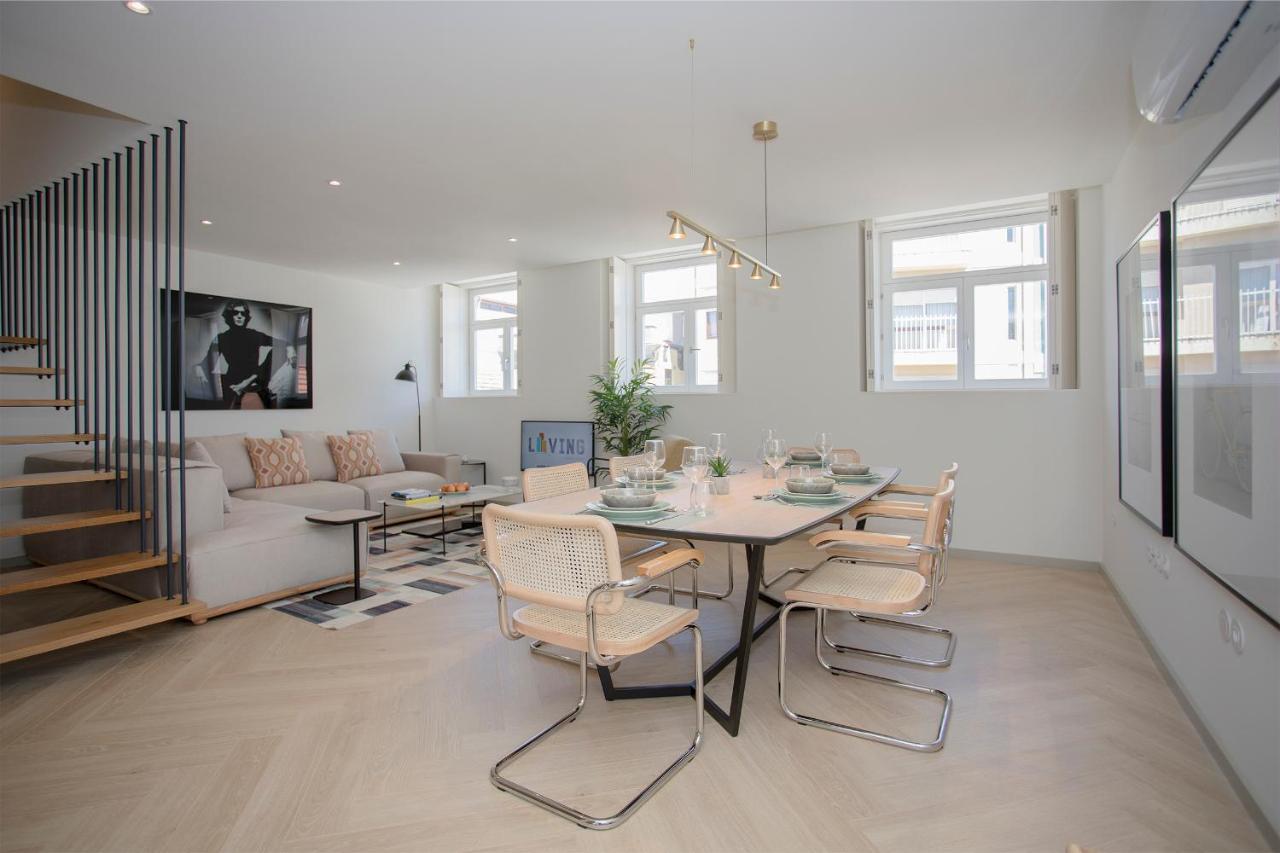Apartment Liiiving In - Luxury Beachfront Porto
