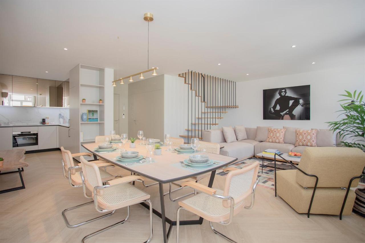 Liiiving In - Luxury Beachfront Apartment Porto