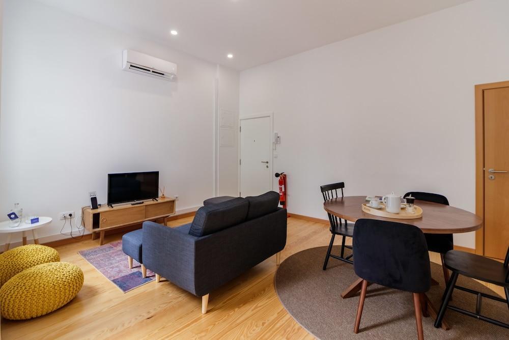 Youropo - Cosy Apartment