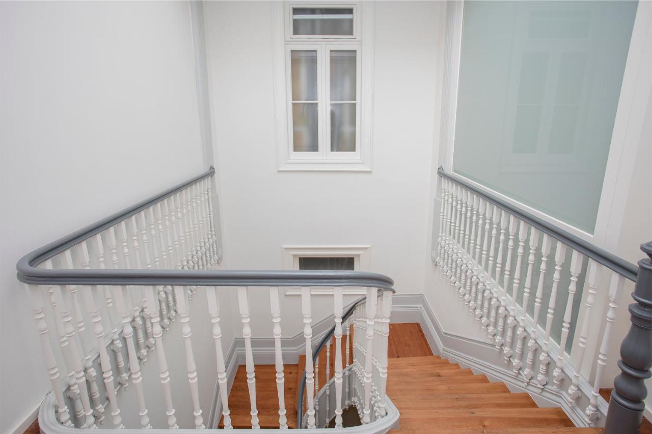 Liiiving - Downtown & Riverside Balcony Apartment Porto