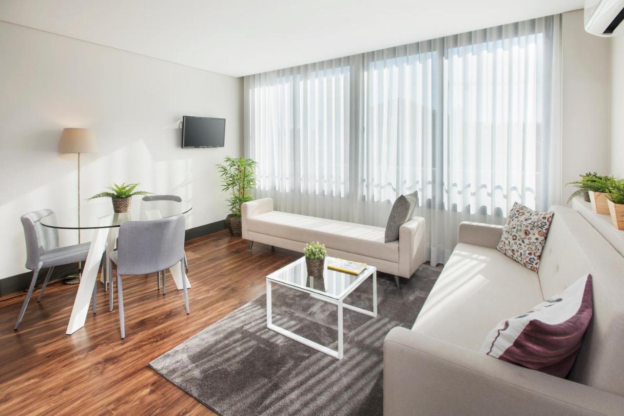 Live In - 68 Regras Appartement *