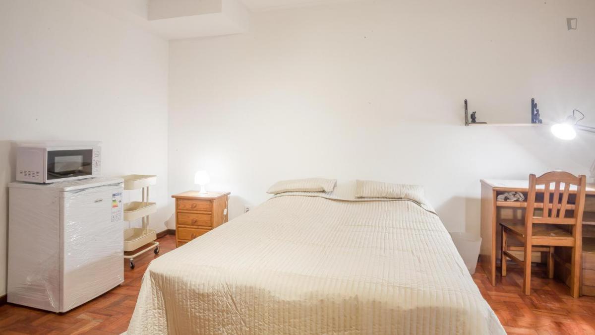 Residencia Laranjeira Hostel