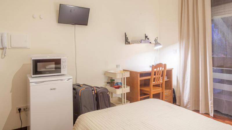 Residencia Laranjeira Hostel *