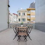 Liiiving - Telegrafo Classic Light Apartments