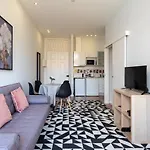 Santa Catarina Porto Housing