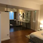 Luxury Central Apartment With Rooftop By Great&Cosy