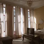 Vintage Home In Oporto Center
