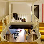 Cale Guest House