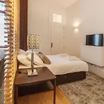 Vintage River Flat By Ml Apartments