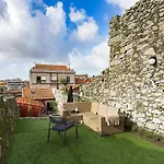 Oporto Gardens - Historical House