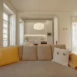 Downtown Deluxe Duplex By Homing