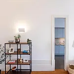 Lovelystay - Aurora Heights Apartment