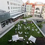 Palácio das Cardosas Studio by LovelyStay