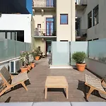 Tripas-Coracao, Almada Charming City Center
